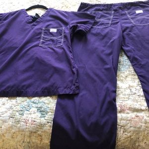 Blue Sky Classic Shelby Scrub Top and Pants - S